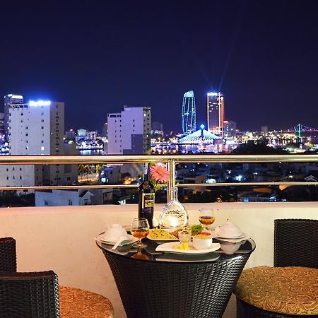 D&C Hotel Дананг Екстер'єр фото