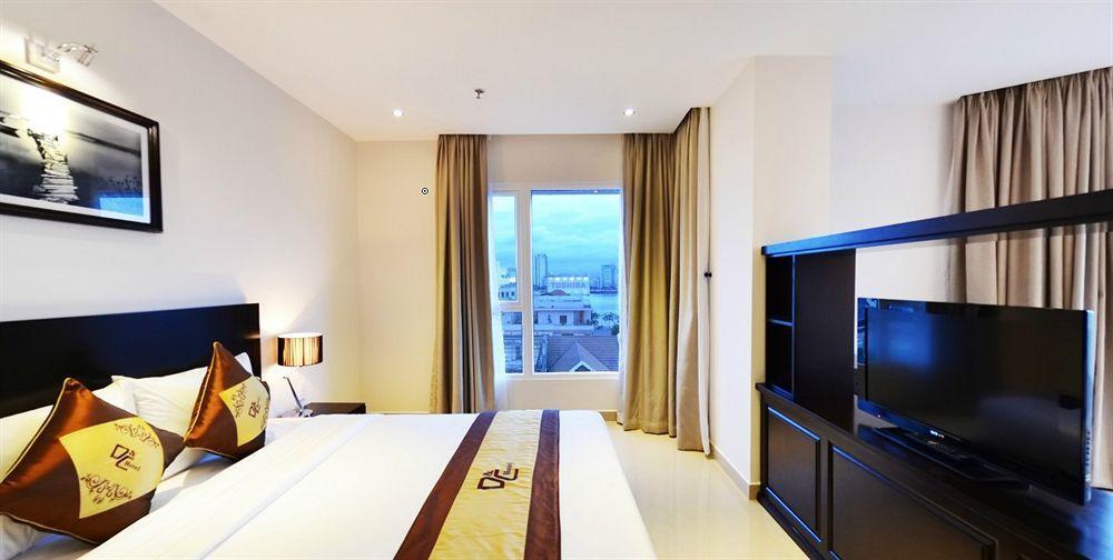 D&C Hotel Дананг Екстер'єр фото