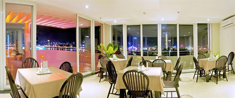 D&C Hotel Дананг Екстер'єр фото