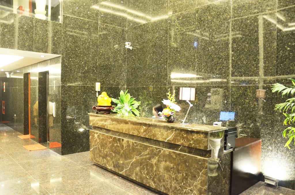 D&C Hotel Дананг Екстер'єр фото
